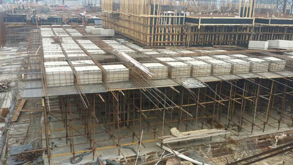 濟(jì)南蜂巢芯定做 蜂巢芯專業(yè)定做廠家-濟(jì)南標(biāo)迪夫建材提供濟(jì)南蜂巢芯定做 蜂巢芯專業(yè)定做廠家的相關(guān)介紹、產(chǎn)品、服務(wù)、圖片、價(jià)格蜂巢芯、濟(jì)南蜂巢芯廠家、濟(jì)南蜂巢芯價(jià)格、山東蜂巢芯廠家、濟(jì)南疊合箱專利、一次性模殼專利銷售、